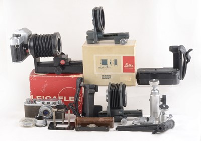 Lot 1079 - End Lot of Leica R, M & Screw Accessories.