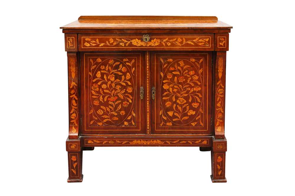 Lot 419 - A 19TH CENTURY DUTCH MARQUETRY CABINET