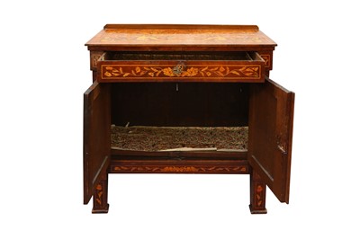 Lot 419 - A 19TH CENTURY DUTCH MARQUETRY CABINET