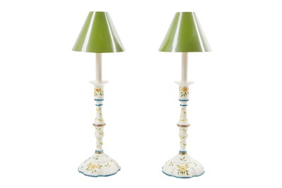 Lot 598 - A PAIR OF 18TH CENTURY STYLE ENAMELLED CANDLESTICKS, 20TH CENTURY