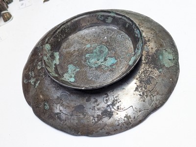 Lot 242 - A CHINESE PARCEL-GILT SILVERED COPPER-ALLOY 'DRAGON' DISH