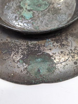 Lot 242 - A CHINESE PARCEL-GILT SILVERED COPPER-ALLOY 'DRAGON' DISH