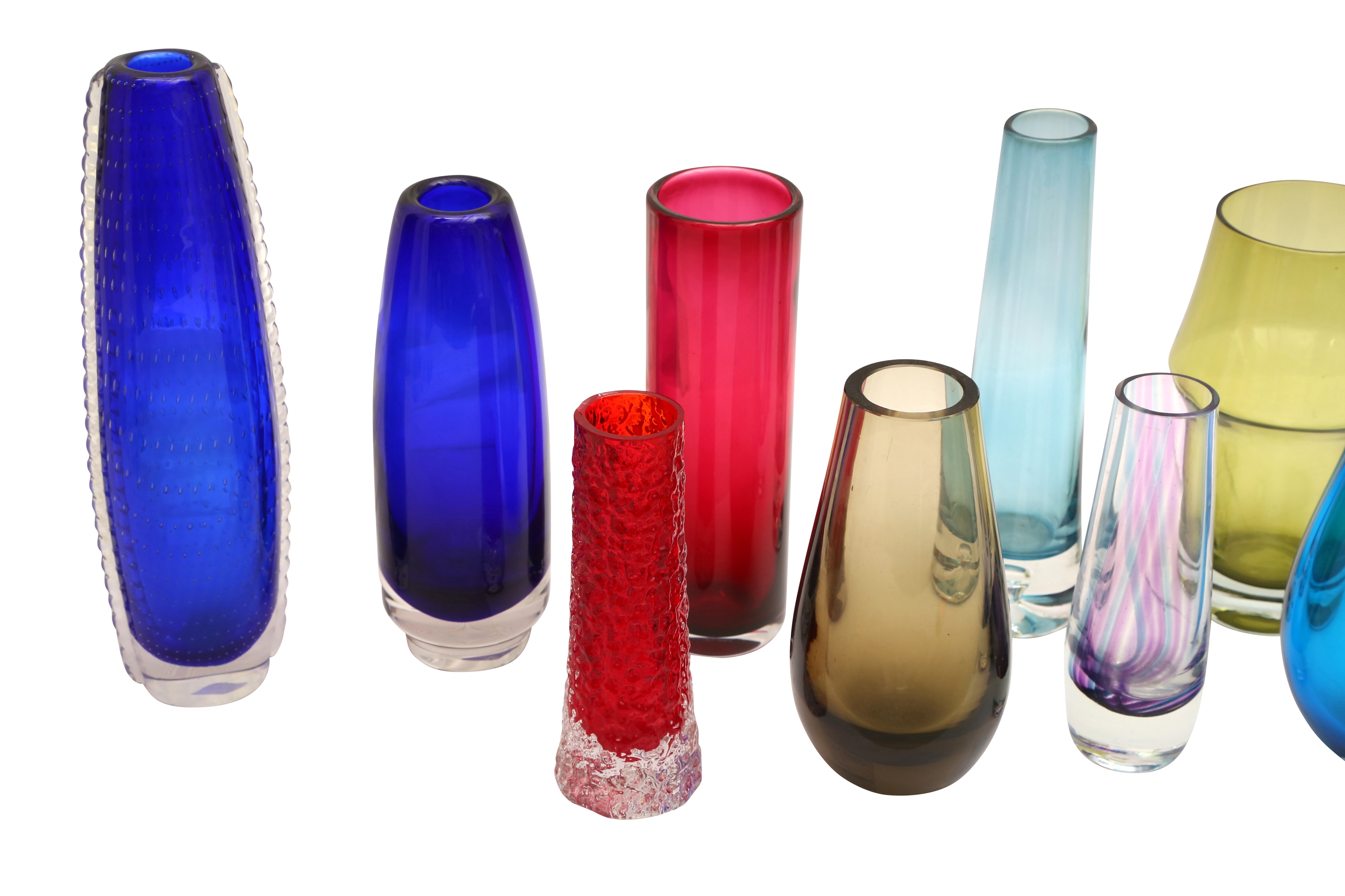 Lot 102 A COLLECTION OF GLASS VASES, MID 20TH