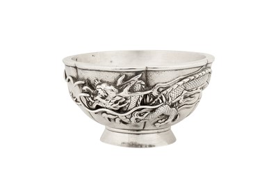 Lot 250 - An early 20th century Japanese silver dragon bowl, Yokohama circa 1910