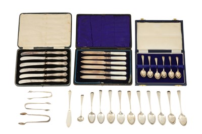Lot 57 - A MIXED GROUP OF STERLING SILVER FLATWARE