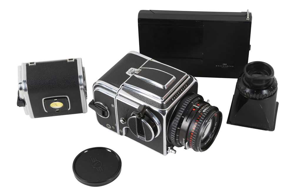 Lot 164 A Hasselblad 500C Medium Format SLR Camera