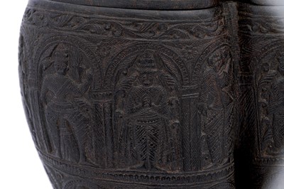 Lot 263 - A CARVED COCO-DE-MER (LODOICEA MALDIVICA) WITH FIGURAL MOTIFS