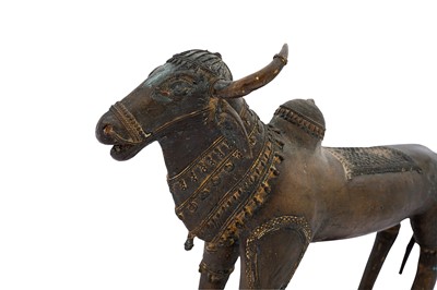 Lot 116 - A LARGE DHOKRA BRONZE SCULPTURE OF A HOLY COW