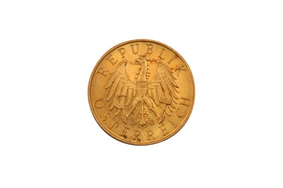 Lot 123 - A 25 SHILLING GOLD COIN DATED 1927