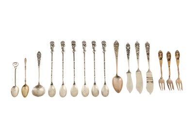 Lot 52 - A MIXED GROUP OF MID-20TH CENTURY INDONESIAN SILVER FLATWARE
