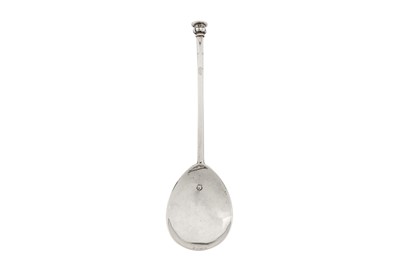 Lot 479 - A Charles I unascribed provincial silver seal top spoon, circa 1630
