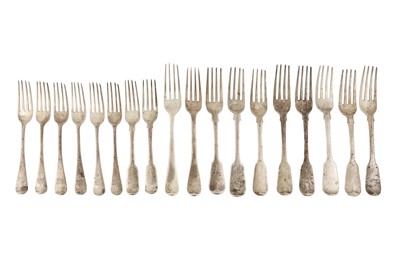 Lot 269 - A MIXED GROUP OF GEORGE III AND LATER STERLING SILVER FLATWARE