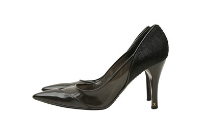 Lot 67 - Louis Vuitton Black Vinyl Heeled Pump - Size 38