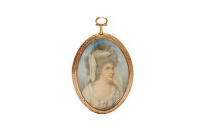 Lot 393 - AN OVAL PORTRAIT MINIATURE SET PENDANT