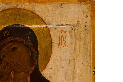 Lot 203 - AN ICON DEPICTING THE MOTHER OF GOD BY VLADIMIR (RUSSIAN 18TH CENTURY)