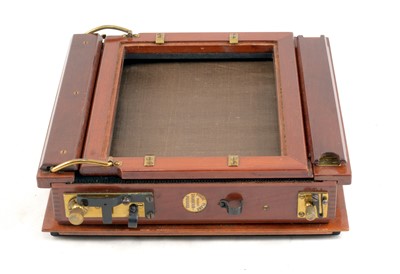 Lot 50 - Thornton-Pickard Ruby Half Plate Field Camera Outfit.