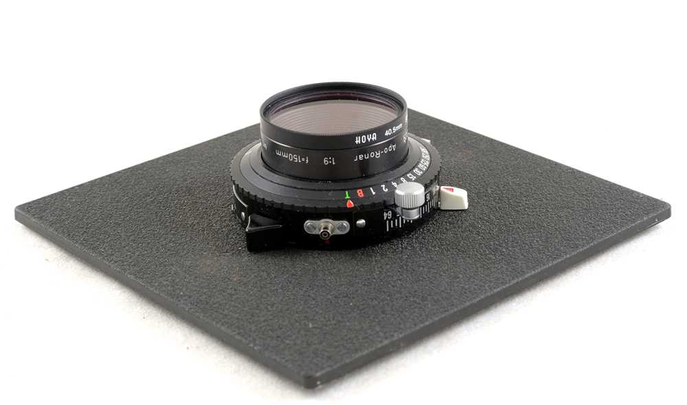 Lot 196 - Rodenstock Apo-Ronar f9 150mm Lens (6 inch).