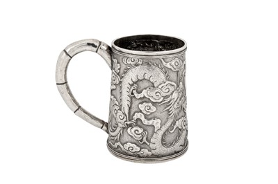 Lot 139 - An early 20th century Chinese export silver small mug, Shanghai circa 1910 by Ming Ji retailed by Tuck Chang of Shanghai