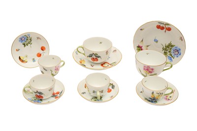 Lot 218 - A HEREND 'FRUITS AND FLOWERS' PATTERN PORCELAIN TEA SET