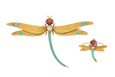 Lot 1 - A DIAMOND, RUBY AND TURQUOISE DRAGONFLY BROOCH AND RING SUITE