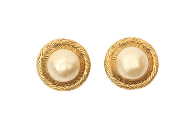 Lot 64 - Chanel Ivory Pearl Clip On Earrings