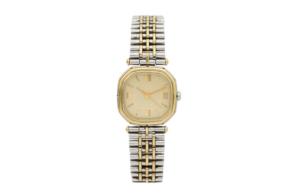 Lot 54 - A LADIES VAN CLEEF & ARPELS BRACELET WATCH