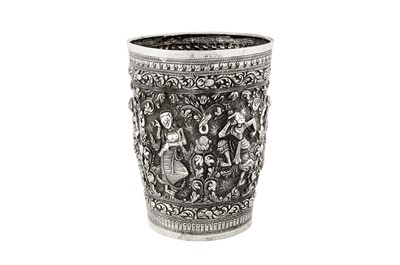 Lot 116 - A late 19th / early 20th century Burmese unmarked silver beaker, Upper Burma circa 1900