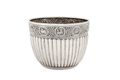 Lot 114 - A late 19th / early 20th century Burmese unmarked silver bowl, Shan States circa 1900