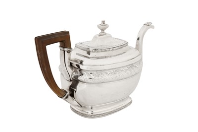 Lot 447 - An early 19th century American silver teapot, Philadelphia circa 1810 by Joseph Lownes (1758–1820)