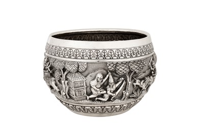 Lot 89 - A late 19th / early 20th century Anglo – Indian unmarked silver bowl, Lucknow circa 1900