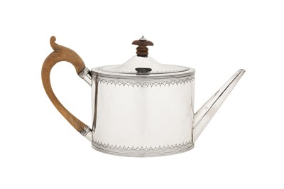 Lot 434 - A George III sterling silver teapot, London 1792 by Henry Chawner