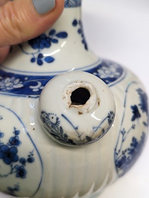 Lot 68 - A CHINESE BLUE AND WHITE KENDI