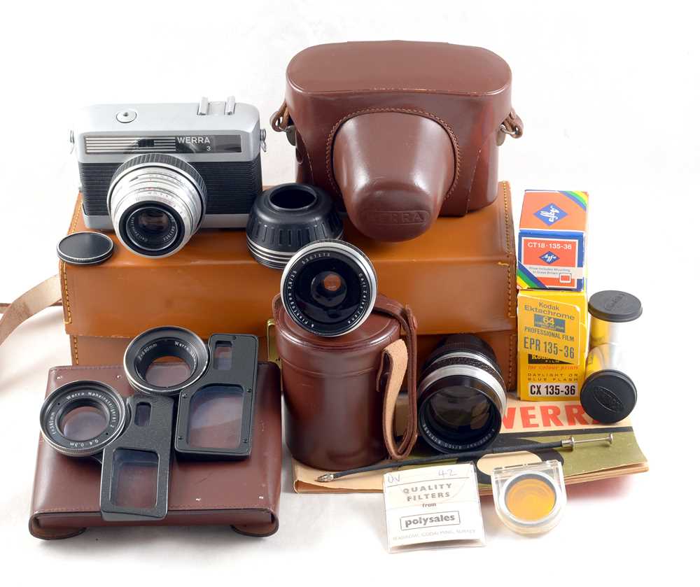 Lot 52 - An Extensive 3-Lens Zeiss Ikon Werra 3 Outfit.