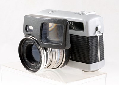 Lot 52 - An Extensive 3-Lens Zeiss Ikon Werra 3 Outfit.