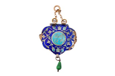 Lot 120 - AN INDIAN DEVOTIONAL WHITE METAL ENAMELLED PENDANT WITH SHRI NATH JI INVOCATION