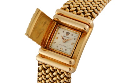 Lot 68 - A RARE 18K GOLD ROLEX BRACELET WATCH WITH CONCEALED DIAL