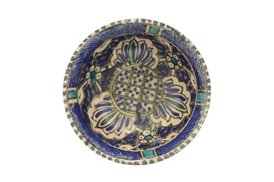 Lot 21 - A COBALT BLUE AND TURQUOISE SULTANABAD POTTERY BOWL