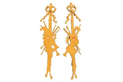 Lot 396 - A PAIR OF ITALIAN CARVED AND GILT WALL CARVINGS