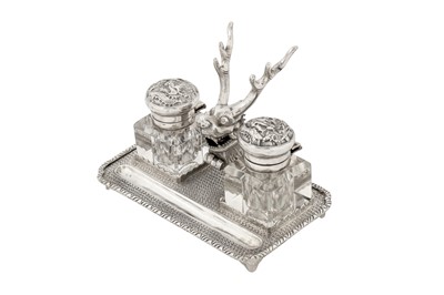 Lot 147 - An early 20th century Chinese export silver ink stand, Canton circa 1910 by Qiao Yuan Sheng, retailed by Hung Chong of Shanghai