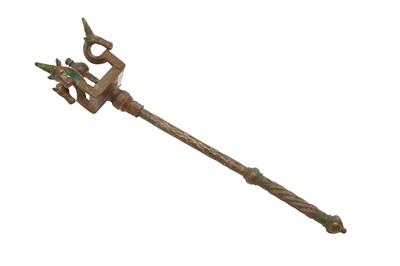 Lot 3 - A MEDIEVAL BRONZE MACE WITH ANIMAL FINIALS AND KUFIC CALLIGRAPHY