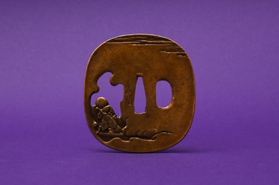 Lot 1019 - A JAPANESE BRONZE 'HOTEI' SWORD GUARD, TSUBA BY HAMANO SHOZUI (1696 – 1769)