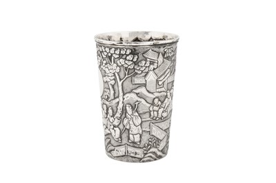 Lot 144 - A late 19th / early 20th century Chinese export silver beaker, Canton circa 1900 by Shan Zang retailed by Luen Wo of Shanghai