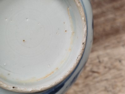 Lot 624 - A CHINESE BLUE AND WHITE 'PEONIES' BOWL