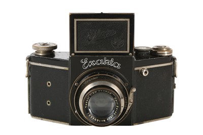 Lot 69 - An Ihagee VP Exakta Model B Medium Format SLR Camera.