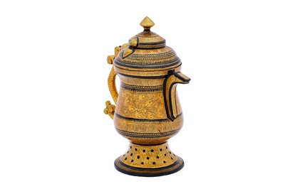 Lot 261 - A GILT AND POLYCHROME-PAINTED LACQUERED PAPIER-MÂCHÉ SAMOVAR