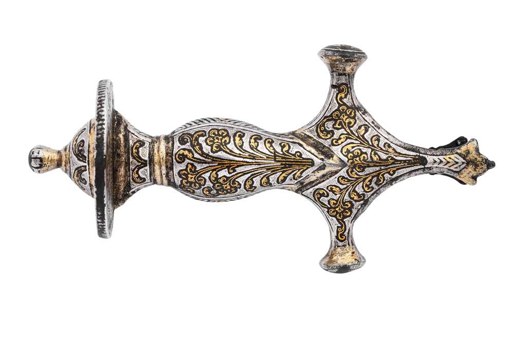 Lot 211 - AN INDIAN SILVER AND GOLD-INLAID (KOFTGARI) STEEL SWORD HILT