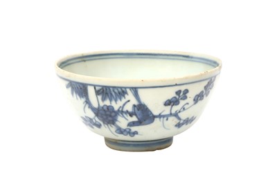 Lot 625 - A CHINESE BLUE AND WHITE 'BIRD AND FLOWERS' BOWL