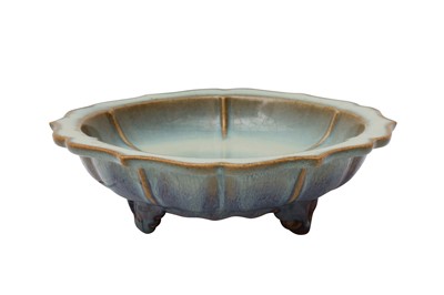 Lot 962 - A CHINESE JUN-STYLE 'NUMBER THREE' TRIPOD NARCISSUS BOWL