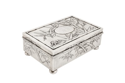 Lot 149 - An early 20th century Chinese export silver cigarette box later converted to jewellery casket, Shanghai circa 1925 marked Shao Ying Tang, retailed by Hung Chong