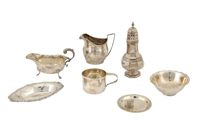 Lot 230 - A mixed group of sterling silver